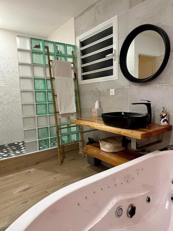 Bed and Breakfast La Kazanou Saint-Joseph Exterior foto